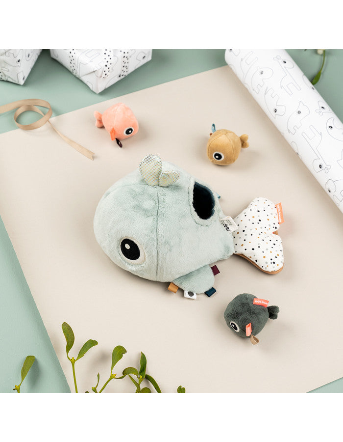 Done By Deer Peluche D'Activités Cache-Cache Wally