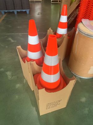 Maxi Lot Cônes Perforés H: 50 Cm